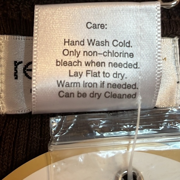 Dark Brown, Lattice Trim, Short Sleeve Sweater by Reality Plus 1X NWT - Picture 14 of 15